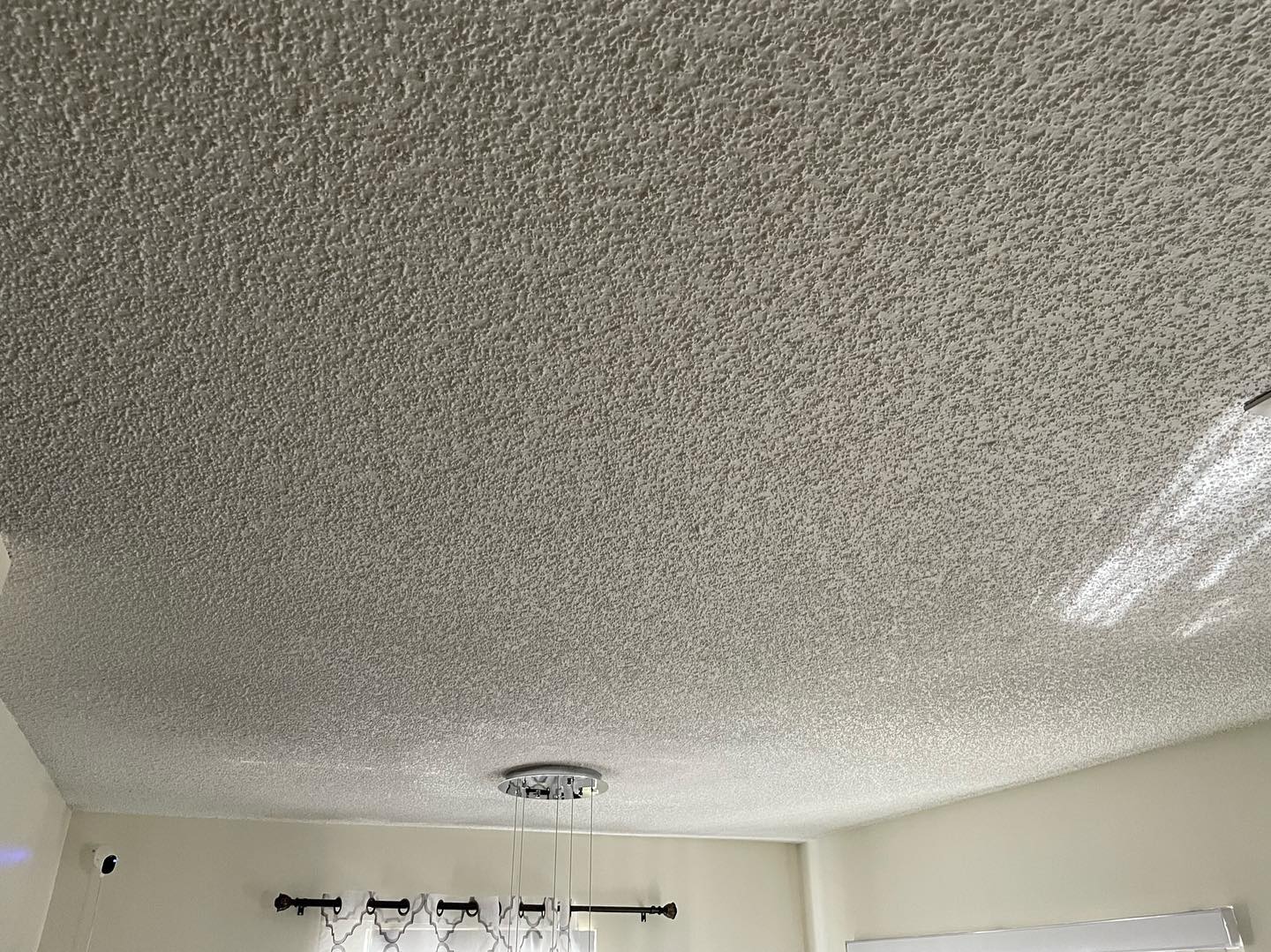 View of Advice for Texture Spraying on Walls & Ceilings - Graco Inc.